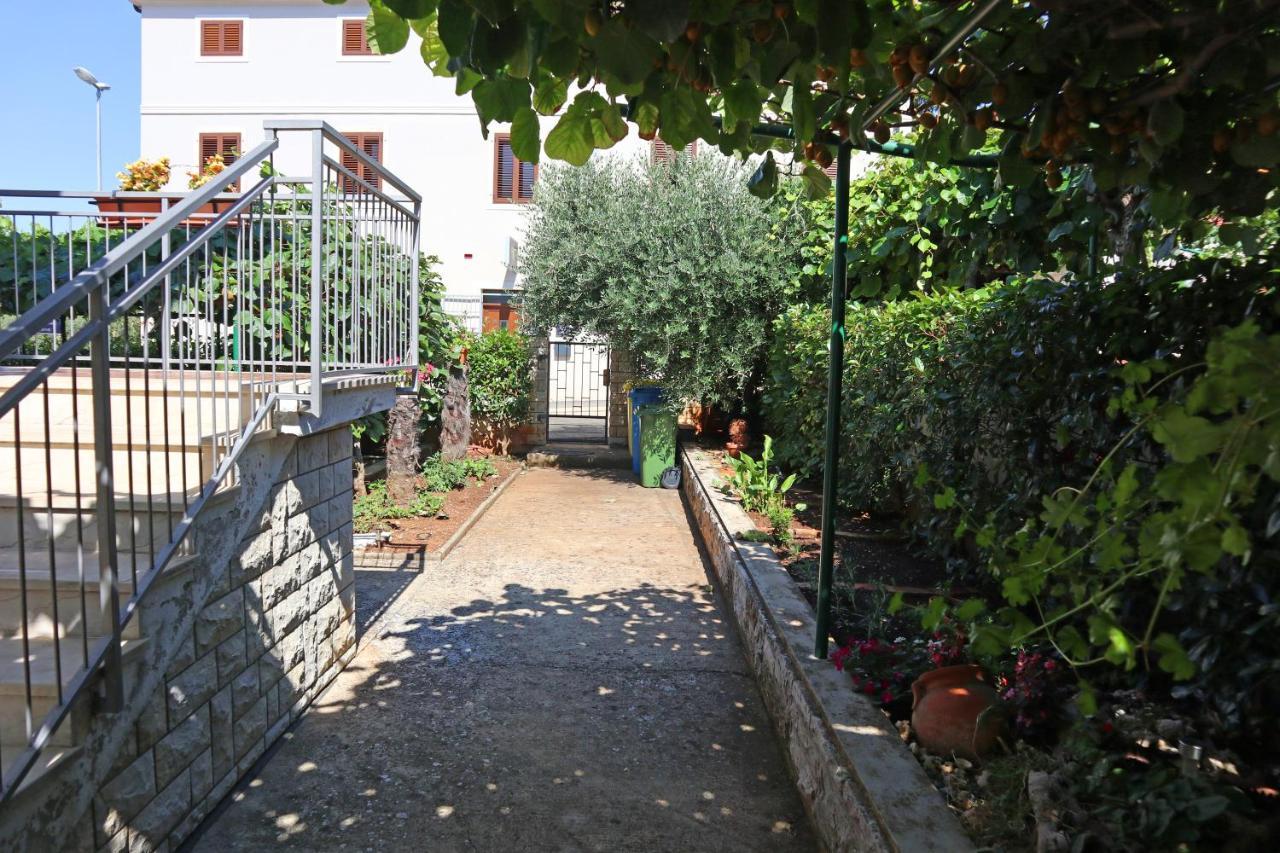 Appartement Apartman Slavko à Tar-Vabriga Extérieur photo