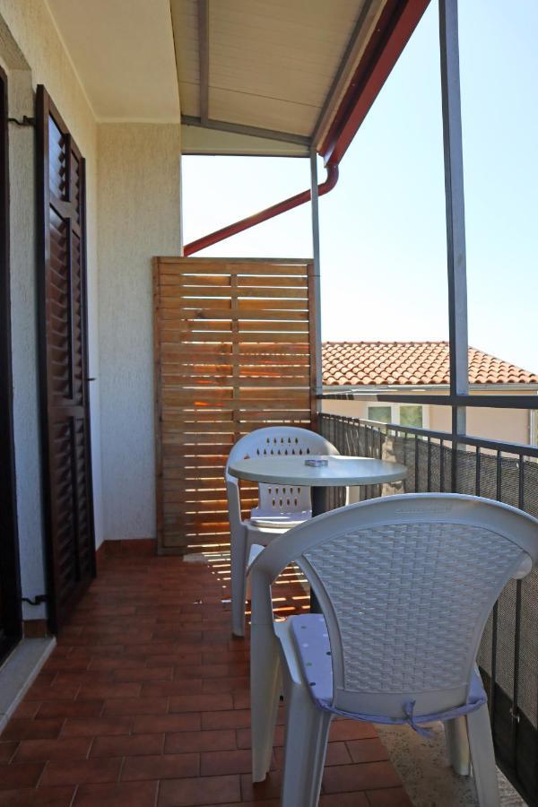 Appartement Apartman Slavko à Tar-Vabriga Extérieur photo